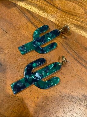 Cactus Acrylic Dangle Earrings
